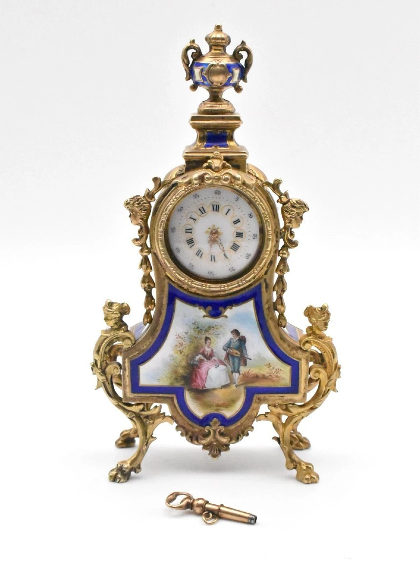 Horloge miniature ancienne française en vermeil doré et émail, vers 19e siècle