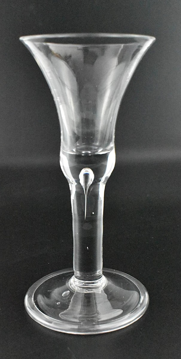 Rare 18th Century Georgian Wine Glass With Plain Stem & Air Tear