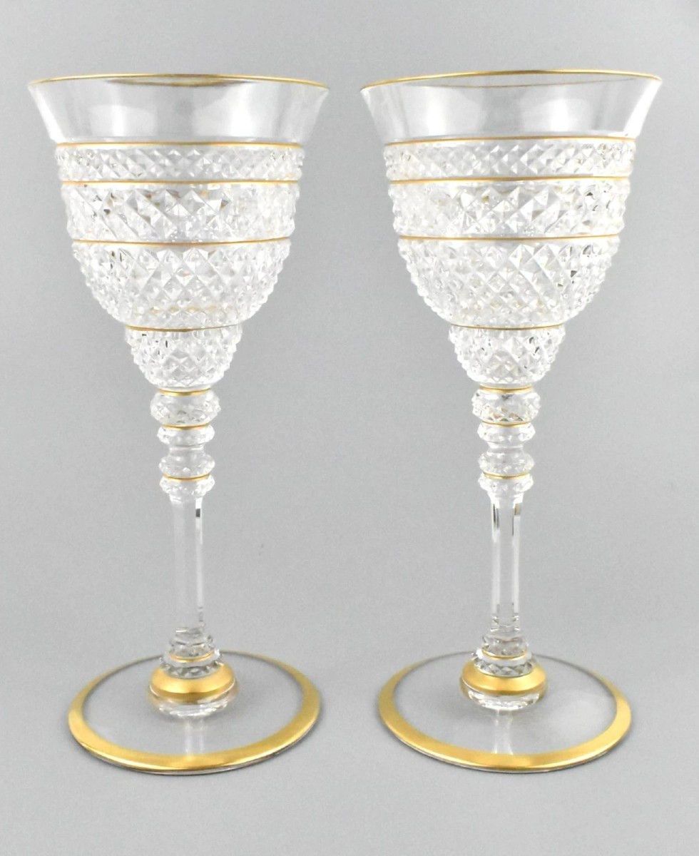 A Pair Of Vintage Saint-louis Extravagance Crystal Wine Glasses / Goblets
