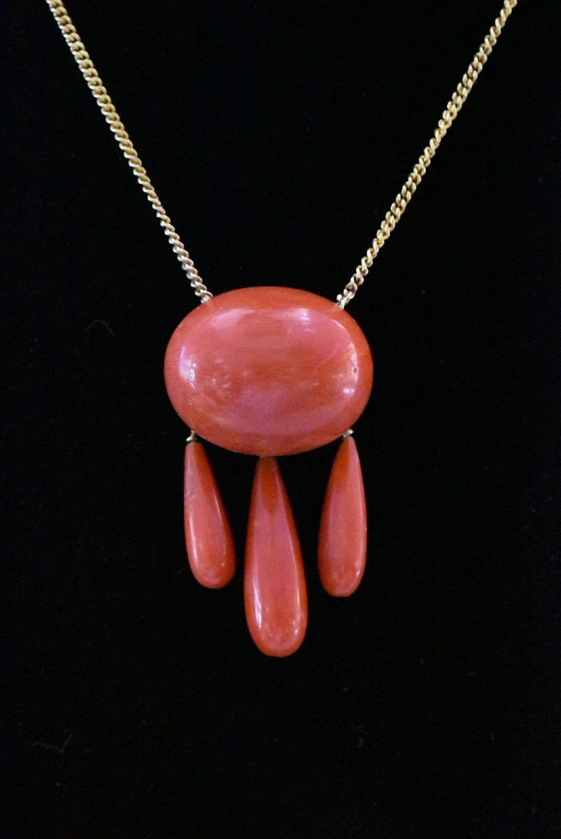 Vintage Mid Century 18ct Gold Mounted Coral Pendant With Chain Link Necklace-photo-2