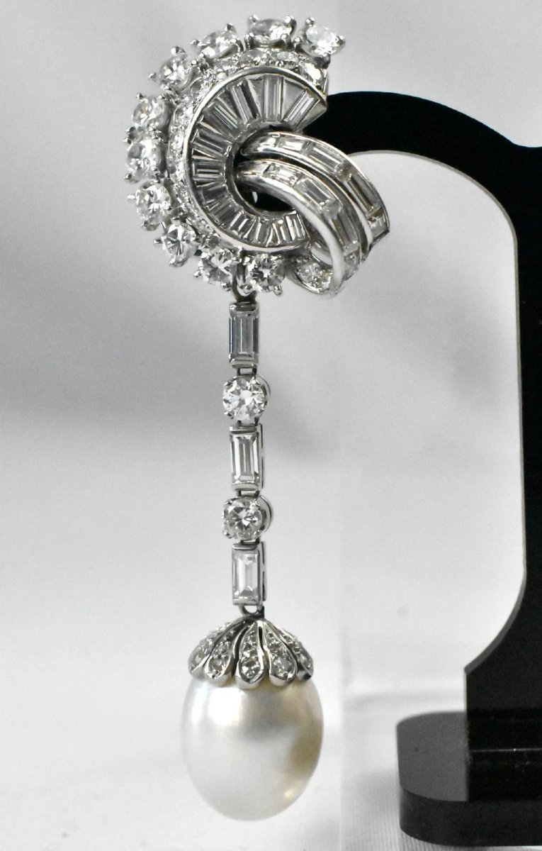Antique Circa 1920s Art Deco Platinum, 10 Carat Diamonds & Pearl Drop Earrings-photo-3