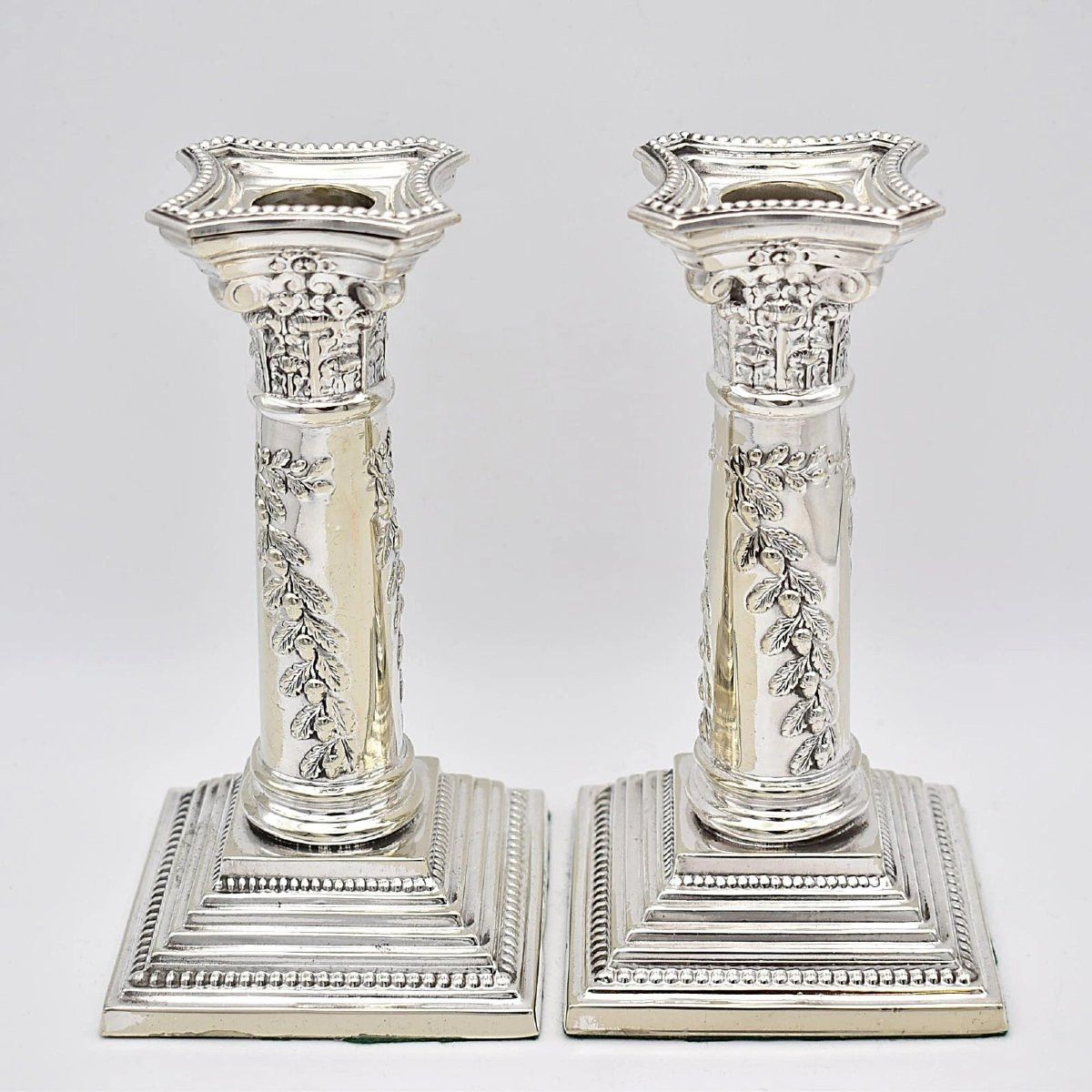 Pair Of Edwardian Corinthian Column Silver Plate Candlesticks By John Pound & Co-photo-2