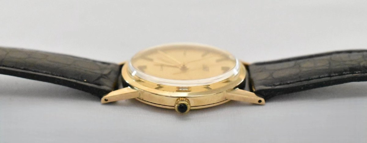 Vintage Uno Quartz Men's Watch-photo-4