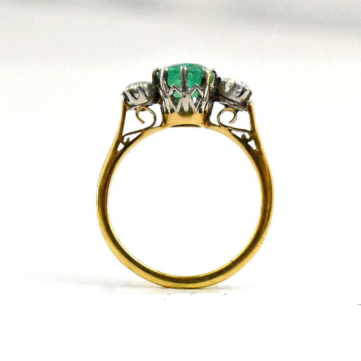Bague vintage européenne en or jaune 18 carats avec émeraude taille ancienne et diamant, circa-photo-3