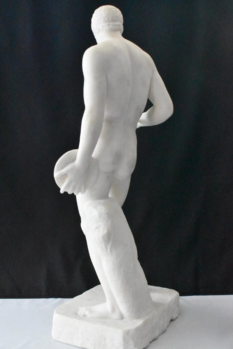 Grande statue antique en marbre « Discophoros », 58 cm de haut, vers le milieu du XIXe siècle-photo-3