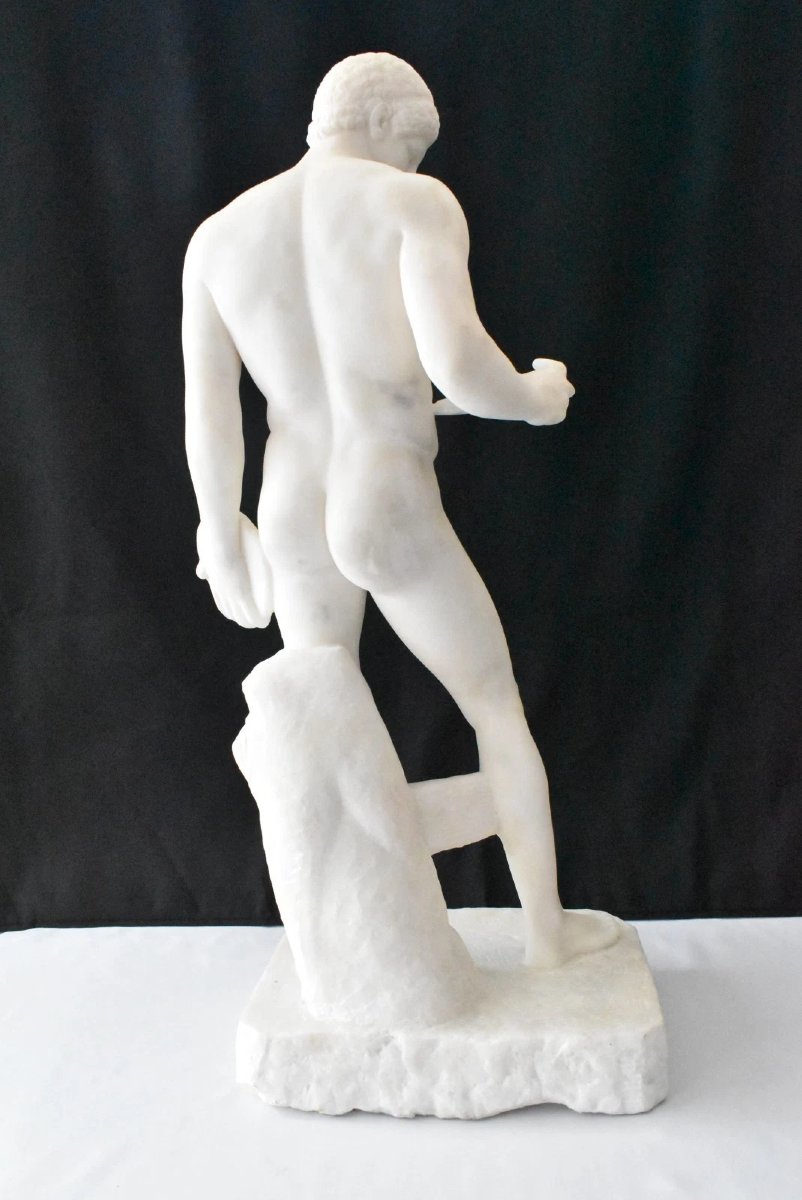 Grande statue antique en marbre « Discophoros », 58 cm de haut, vers le milieu du XIXe siècle-photo-2