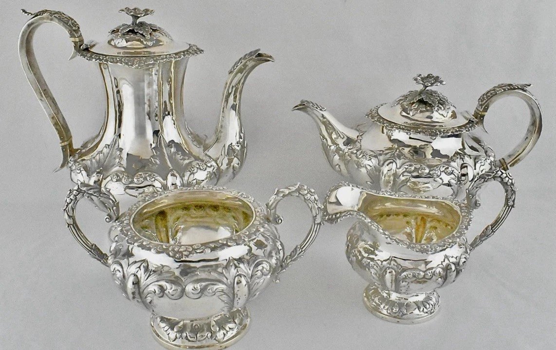 Service à thé et à café victorien quatre pièces en argent massif de 1842 par William Hunter-photo-3