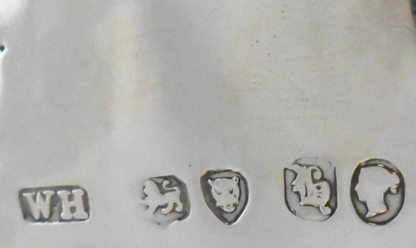 Service à thé et à café victorien quatre pièces en argent massif de 1842 par William Hunter-photo-4