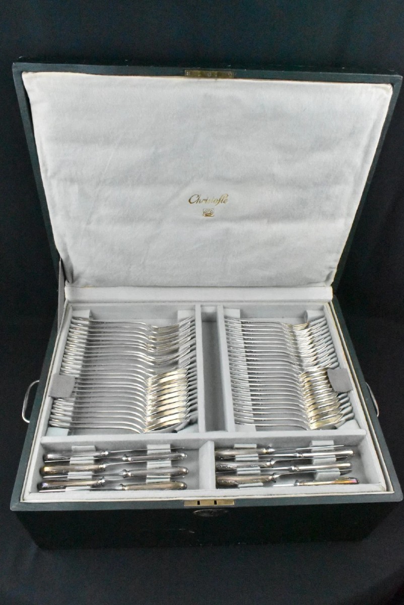 Ménagère Christofle Marly 12 couverts, 118 pièces, plaquée argent, dans son coffret