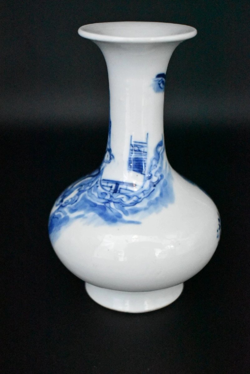 Vase bouteille en porcelaine bleue et blanche de Chine à col évasé-photo-3