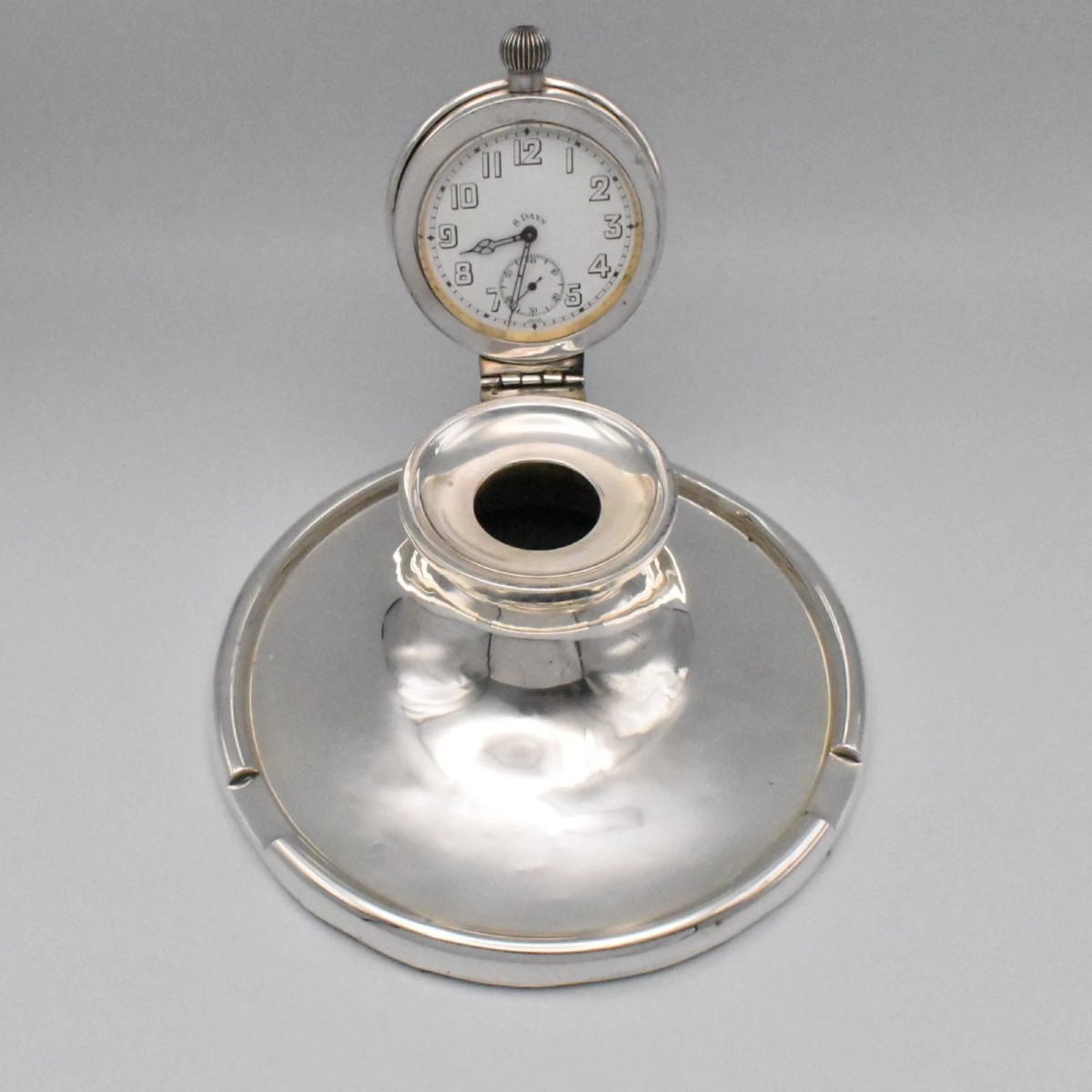 Edwardian Capstan-shaped Desk Inkwell With Pocket Watch / Clock Sterling Silver