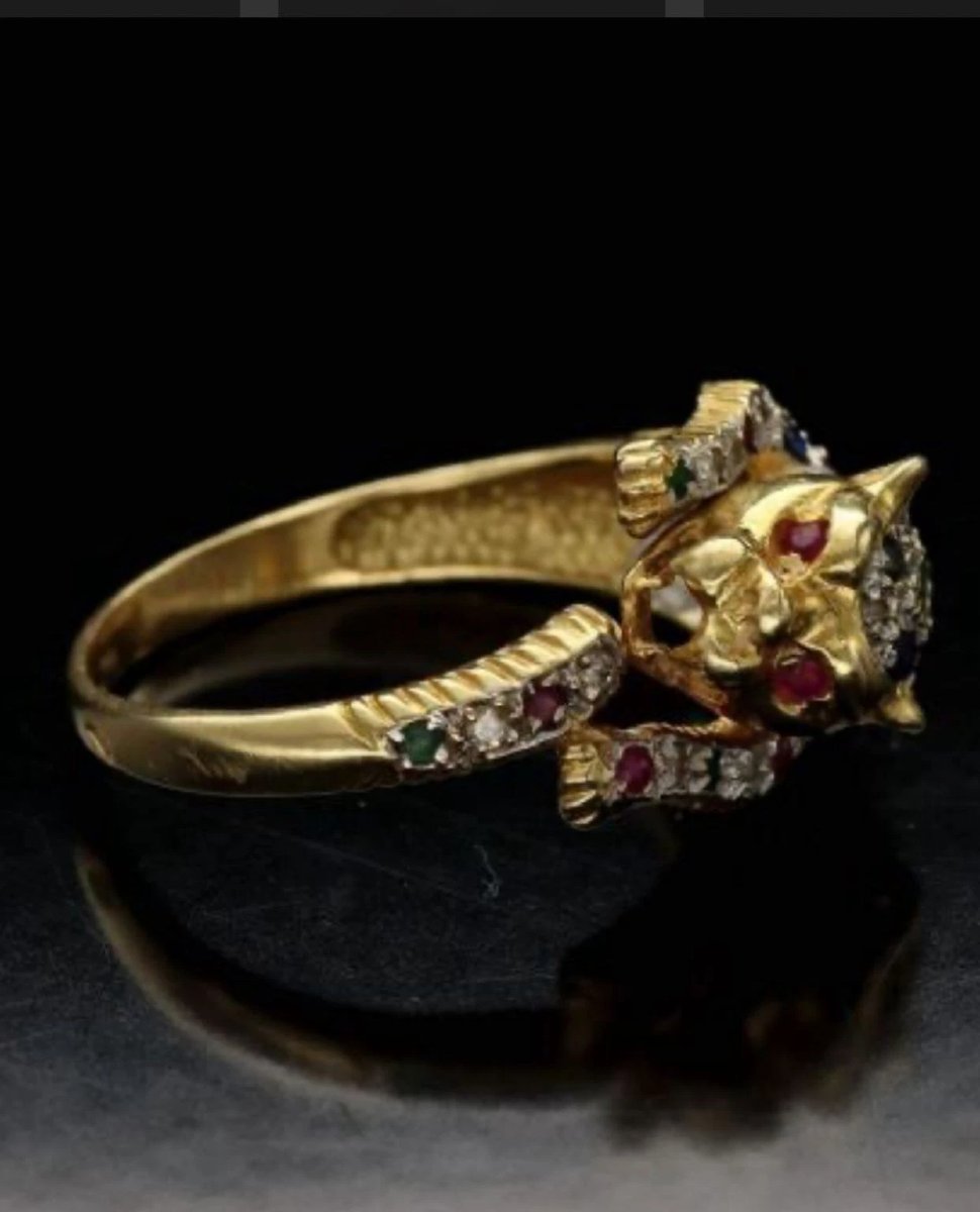 Bague vintage en or massif 18 carats sertie de diamants, ornée d'une panthère et d'un léopard-photo-2