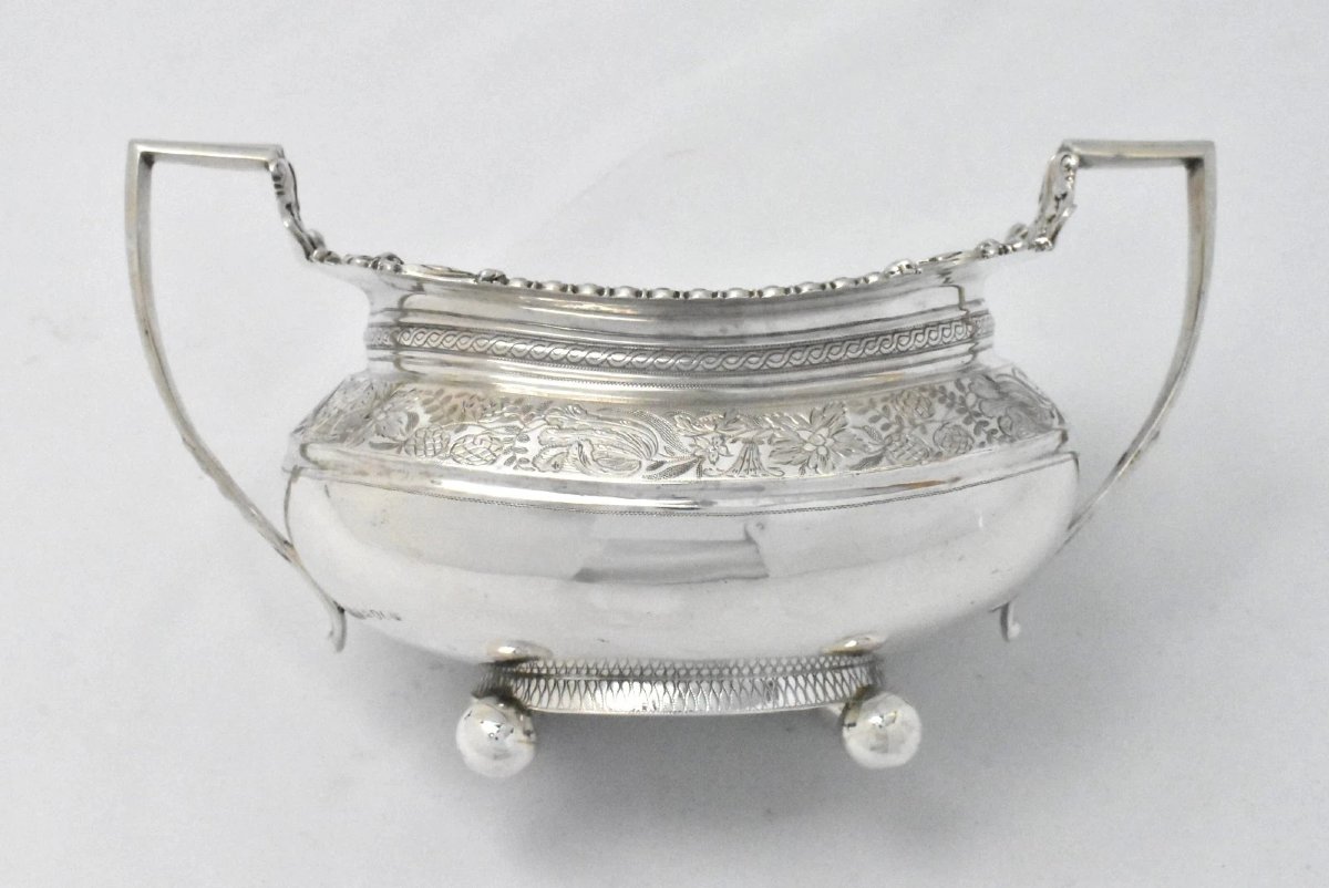 John Walton Of Newcaste Hm 1842 Victorian Engraved Solid Silver 3-piece Tea Set-photo-1