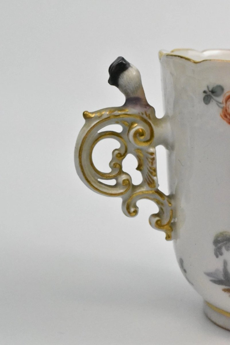 Rare Meissen Quatrefoil Shape Cup And Saucer, Dating To Circa 1745-photo-1