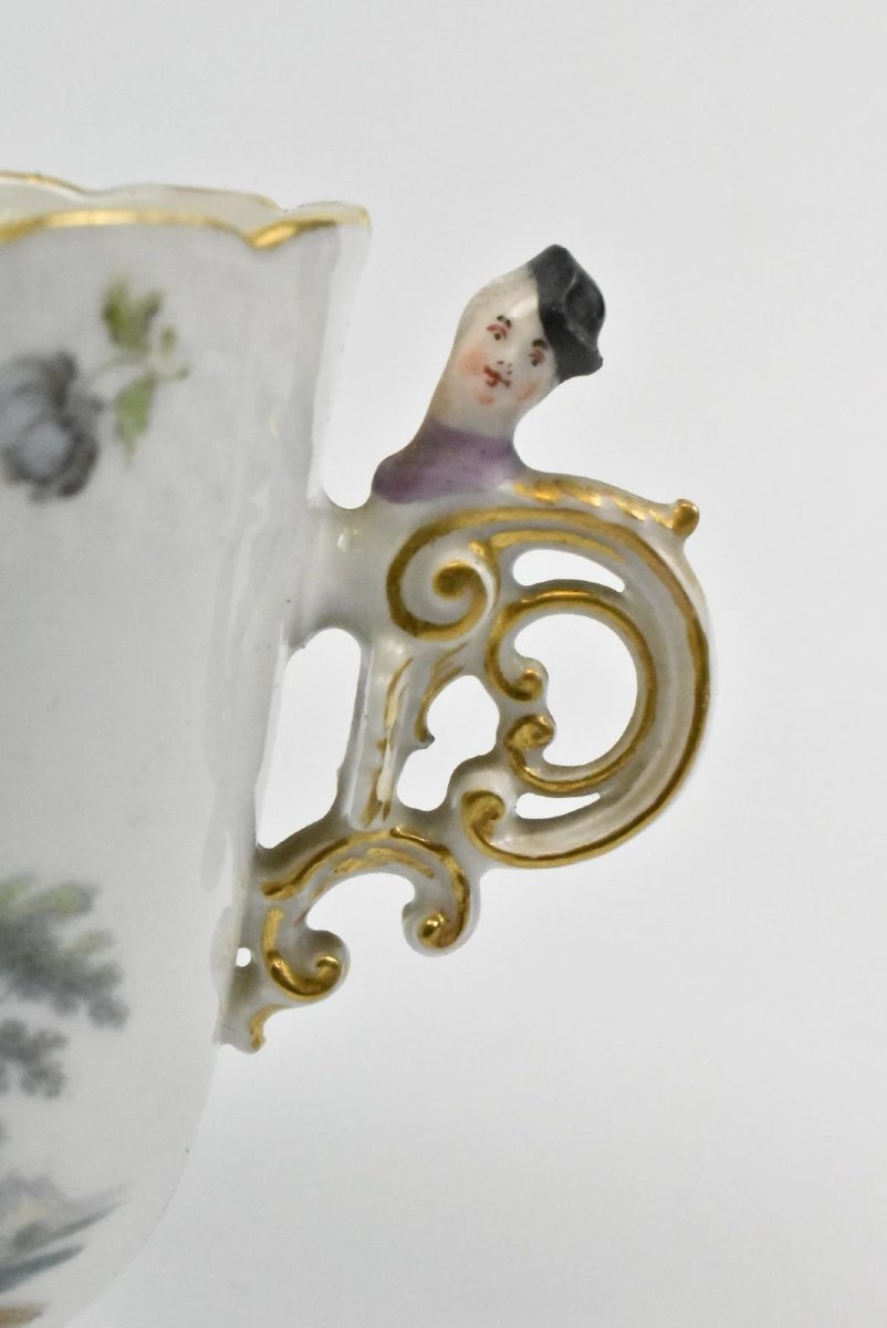 Rare Meissen Quatrefoil Shape Cup And Saucer, Dating To Circa 1745-photo-2