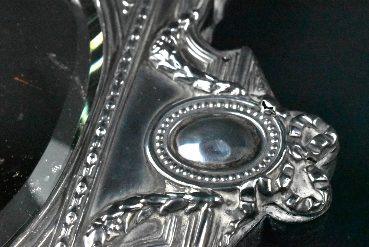 Miroir de coiffeuse ancien à chevalet encadré d'argent, orné, par William M Hayes-photo-3