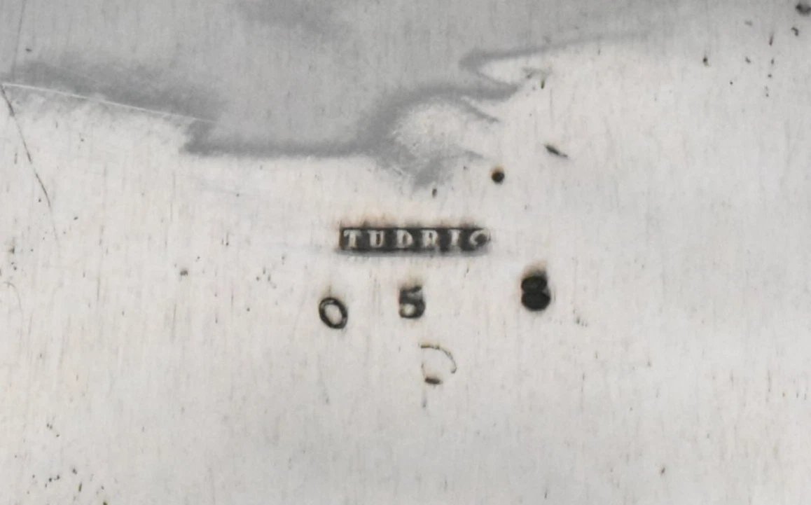 Edwardian Tudric Pewter Covered Bowl By Liberty & Co Designed By Archibald Knox-photo-2