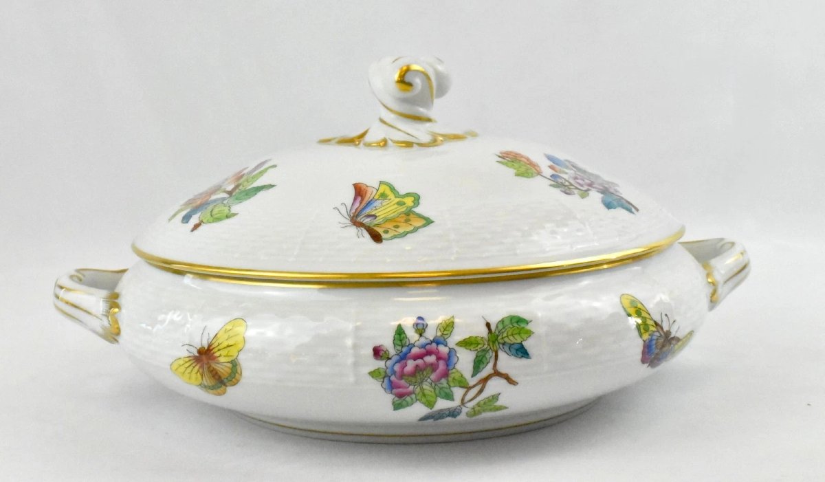 Paire de grandes soupières Herend Queen Victoria à couvercle, motif papillons et fleurs-photo-3