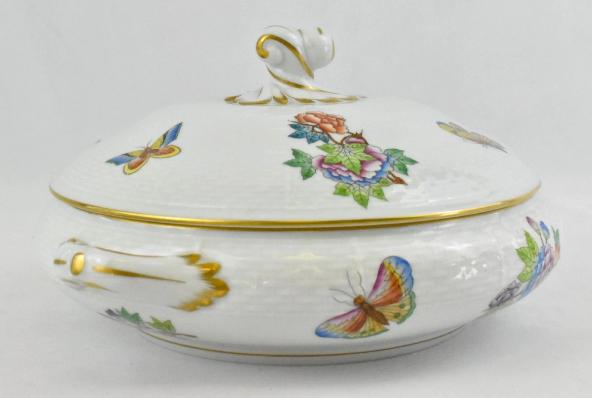 Paire de grandes soupières Herend Queen Victoria à couvercle, motif papillons et fleurs-photo-3