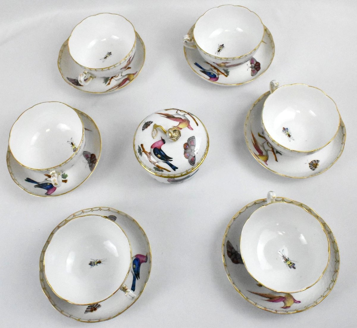 Lot de 6 tasses à thé et soucoupes Herend Rothschild à motif Oiseau (RO) et sucrier avec couver-photo-4