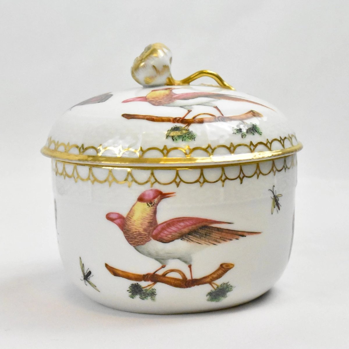Lot de 6 tasses à thé et soucoupes Herend Rothschild à motif Oiseau (RO) et sucrier avec couver-photo-2