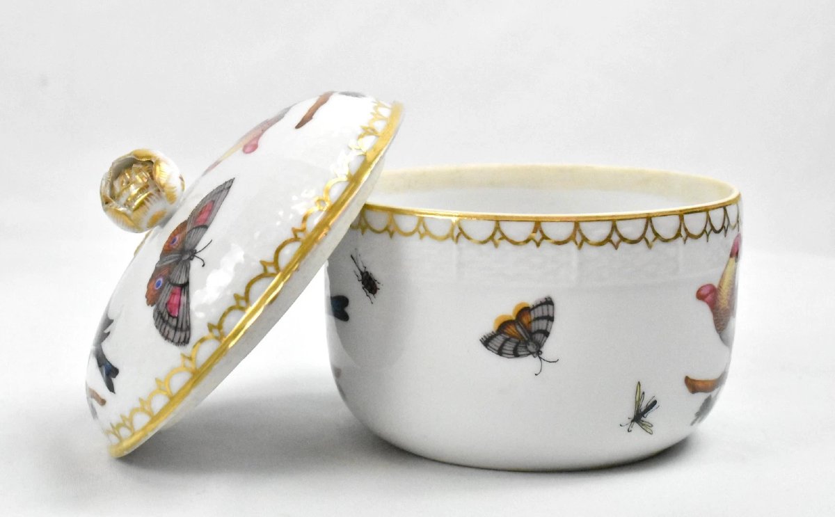 Lot de 6 tasses à thé et soucoupes Herend Rothschild à motif Oiseau (RO) et sucrier avec couver-photo-3