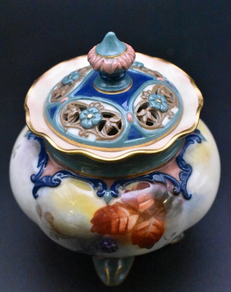 Pot à pot-pourri Royal Worcester Hadley's avec couvercle à pièces (1942-1948)
