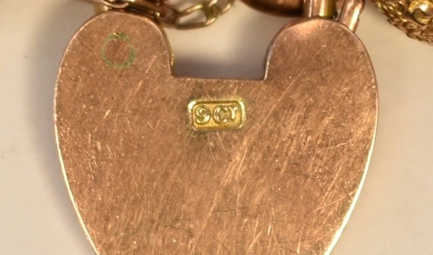 9ct Rose Gold Hollow Engraved Curb Bracelet Heart Padlock - 22.9g-photo-2