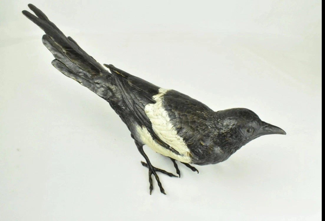 Sculpture d'oiseau pie en bronze de Vienne, signée Franz Bergman, peinte à froid.-photo-1