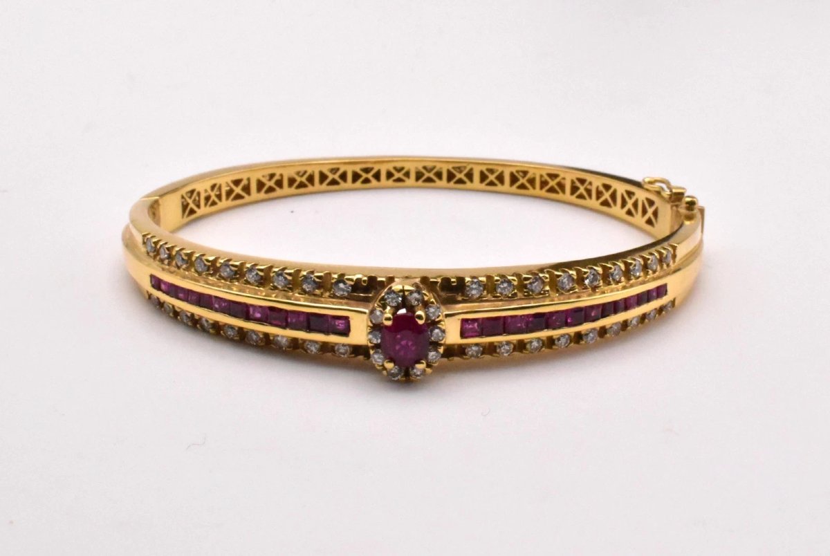 Bracelet jonc grec vintage en or 18 carats, rubis 0,70 carat, diamants 0,97 carat, fabriqué en -photo-3