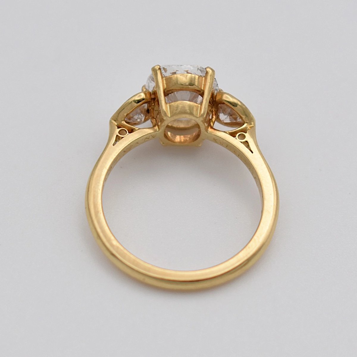 Vintage Boodles 2.37ct Oval Diamond Engagement Ring, E Colour Si2, Gcs Certified-photo-4