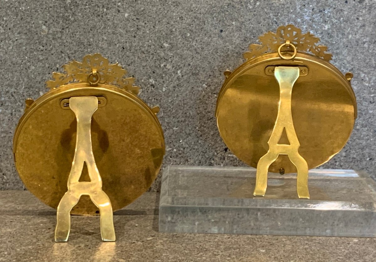 Paire de cadres photo Napoléon III en bronze doré et émail, vers 1840-photo-1