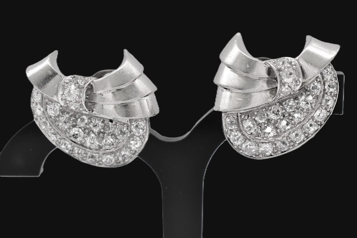 Antique Art Deco 18k White Gold 2.30ct Old Cut Diamond Swirl Clip-on Earrings