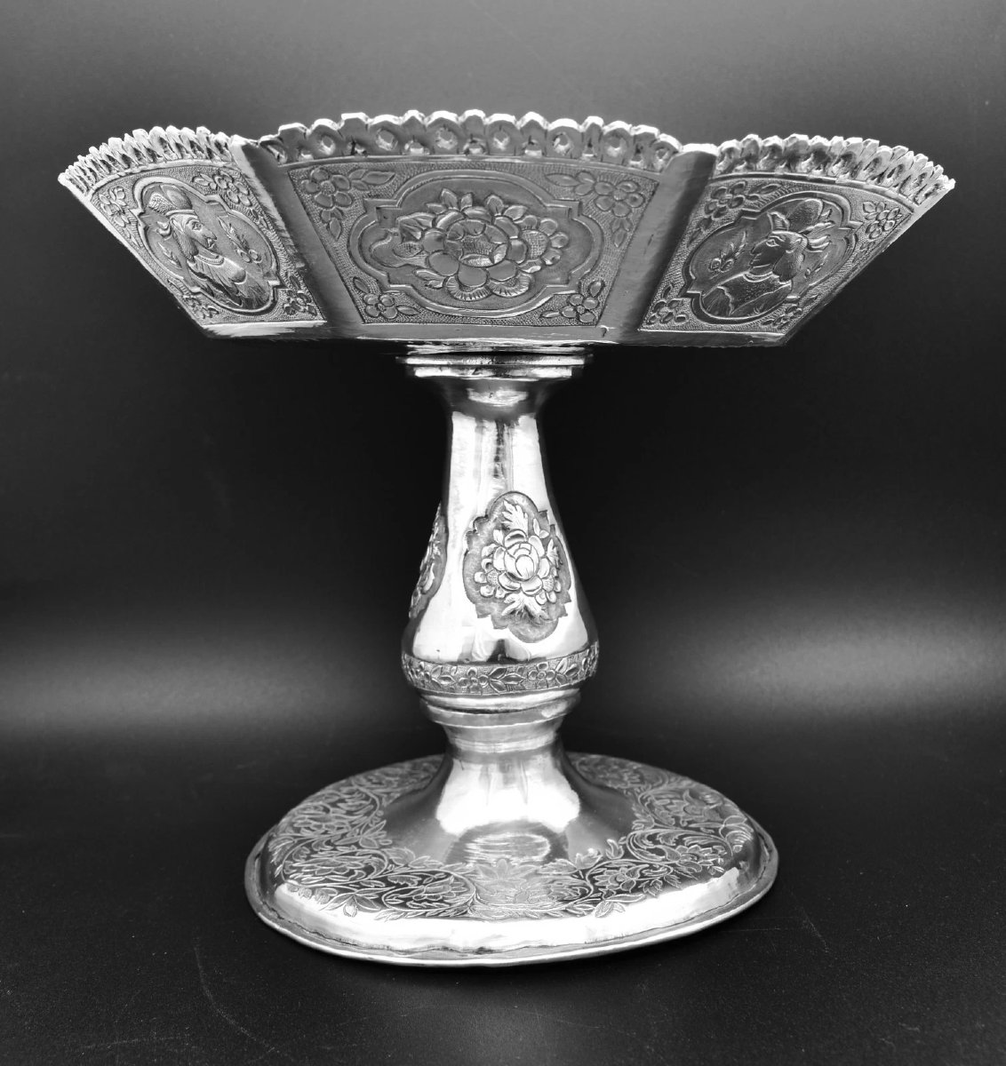 Antique Anglo-indian Burmese Silver Repoussé Tazza Footed Bowl 685g 21.5cm-photo-4