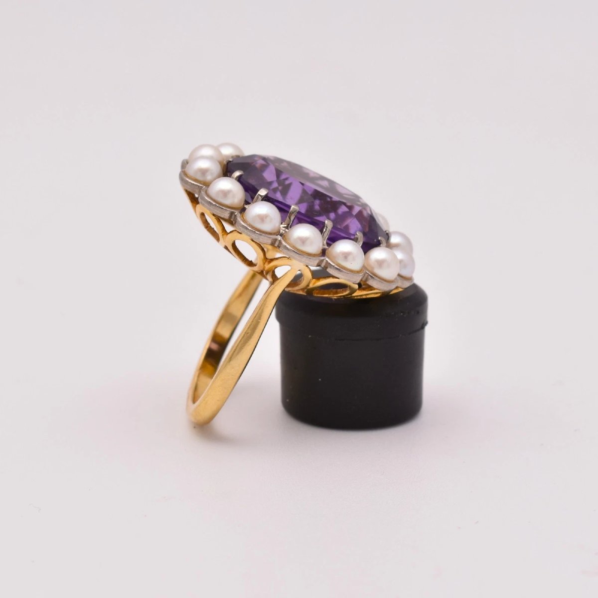 Bague vintage en or 18 carats, ornée d'un gros bouquet de perles ovales d'améthyste de 7,9 cara-photo-3