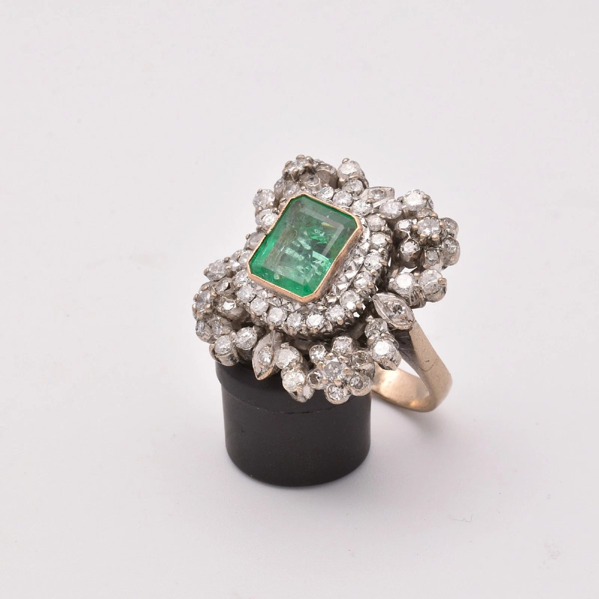 Vintage 18ct White Yellow Gold Emerald Diamond Cluster Ring 3.50ct Centre 2.10ct-photo-1