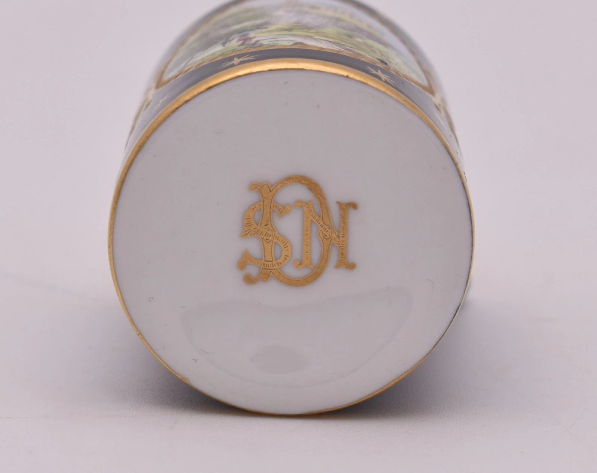 Coffret de 6 flacons de parfum en porcelaine Lynton, signés et peints à la main par Stefan Nowa-photo-6