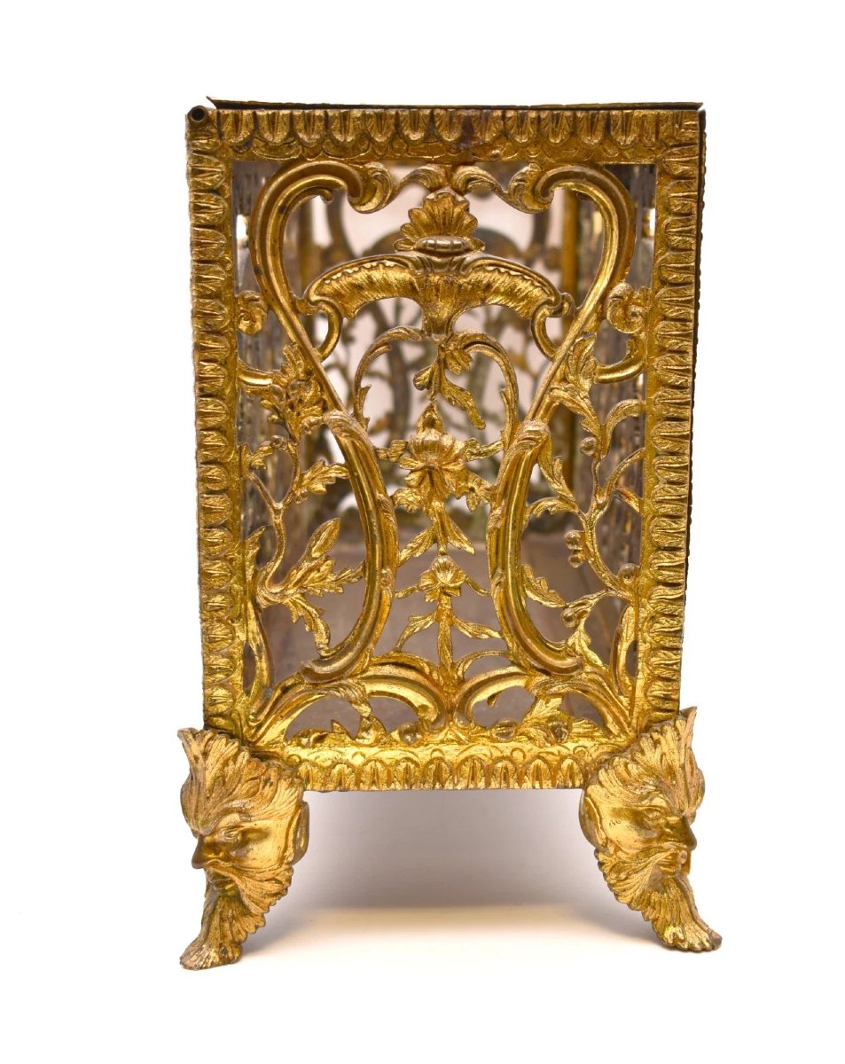 Coffret à bijoux ajouré en bronze doré, style ormolu, datant du début du XIXe siècle.-photo-3