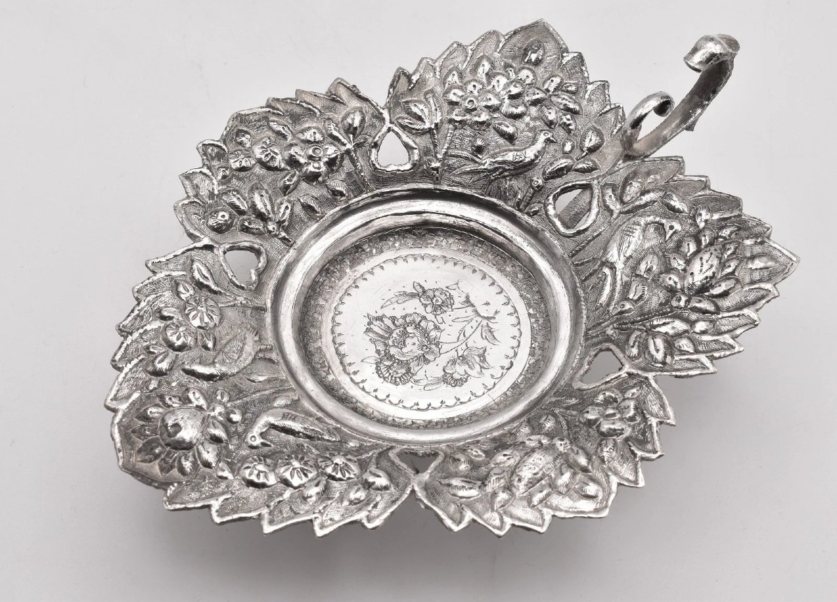 Antique 1892 Londres Argent Sterling Repoussé Feuille Pin Plats Paire William Comyns-photo-3