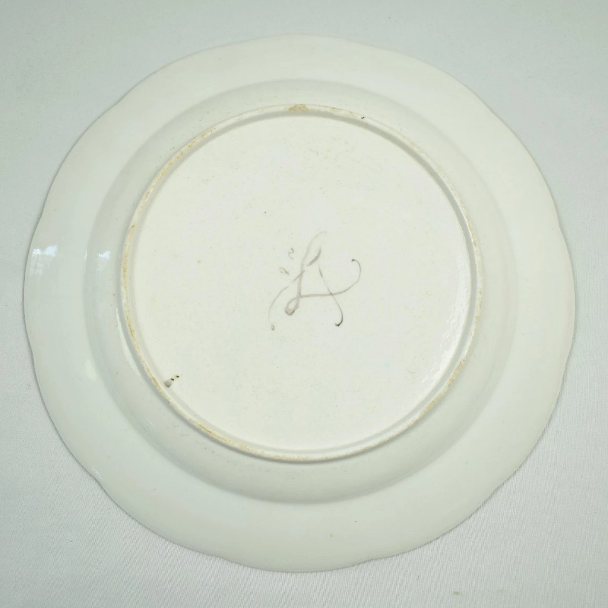 Service de 10 assiettes anciennes en porcelaine de Sèvres du XVIIIe siècle, décor floral Ozier,-photo-4