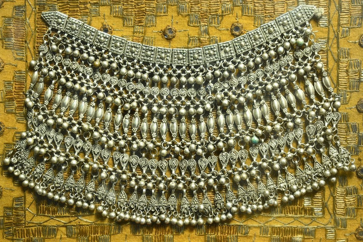 Collier plastron en argent Labbeh bédouin antique du Yémen, bijou tribal traditionnel-photo-2