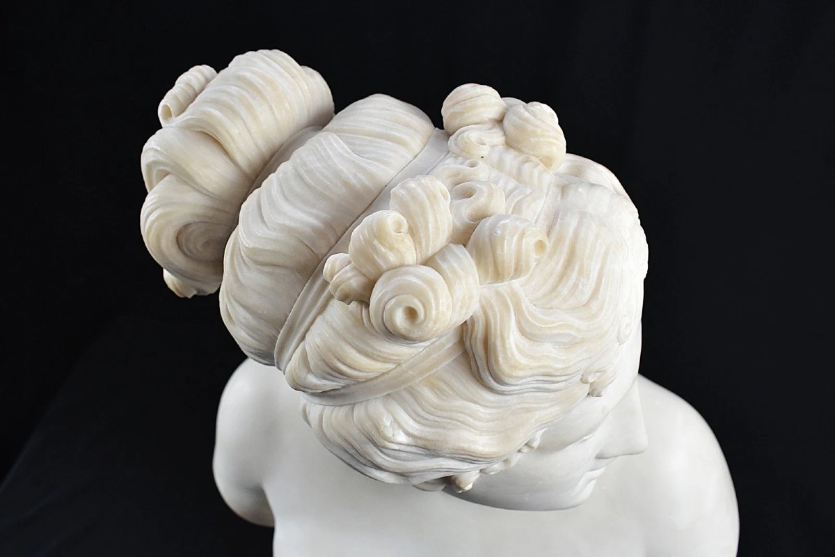 White Marble Bust Of Venus Italica After Antonio Canova 19th Century Sculpture-photo-4