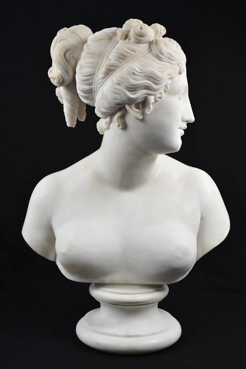 White Marble Bust Of Venus Italica After Antonio Canova 19th Century Sculpture