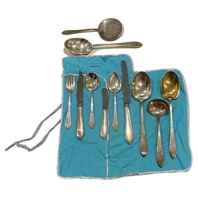 Ménagère Tiffany en argent massif 79 pièces, motif Faneuil, style Art déco-photo-8