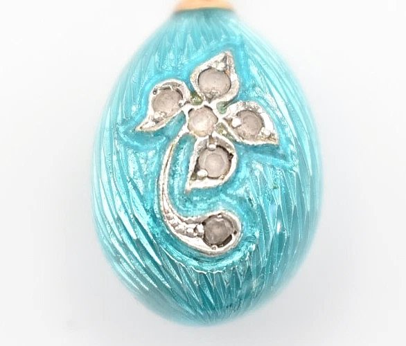 Pendentif œuf en argent russe ancien, orné d'un diamant (0,08 ct) et d'un émail turquoise.-photo-2