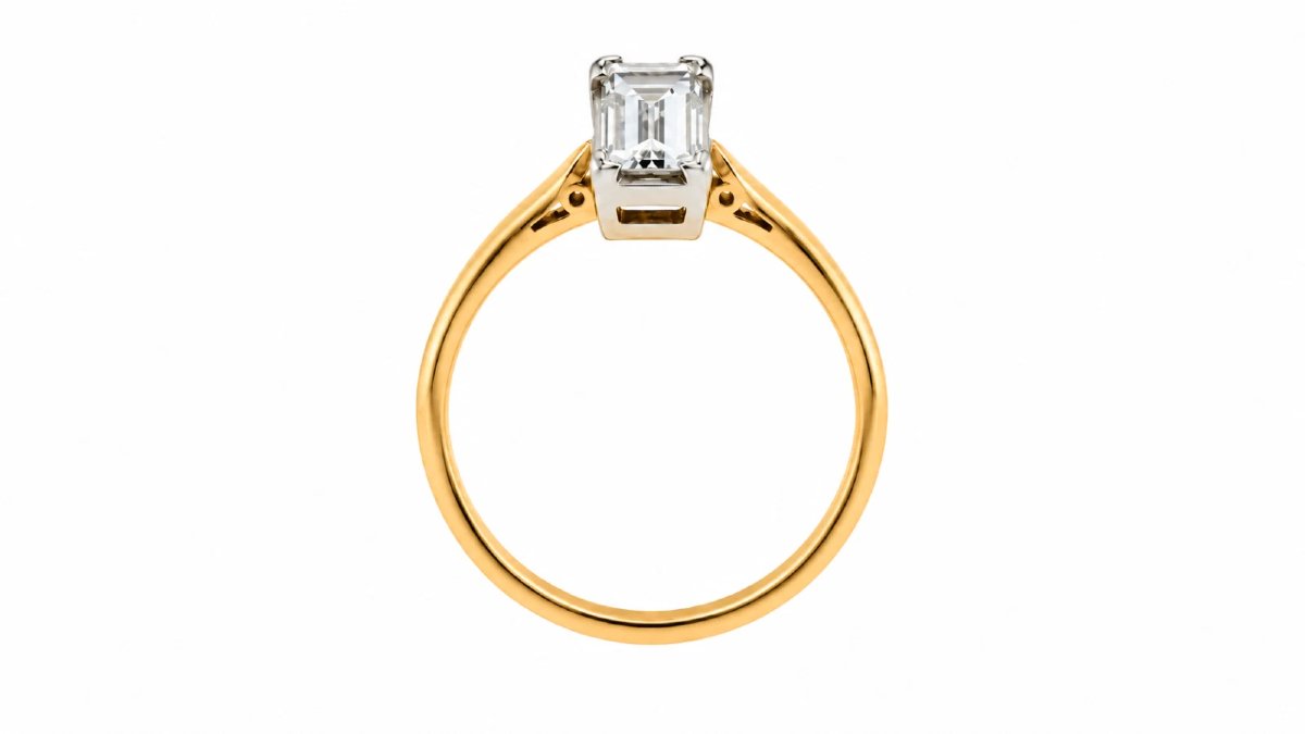 Vintage 18ct Gold 0.85ct Emerald Cut Diamond Solitaire Ring Size M 1/2-photo-3