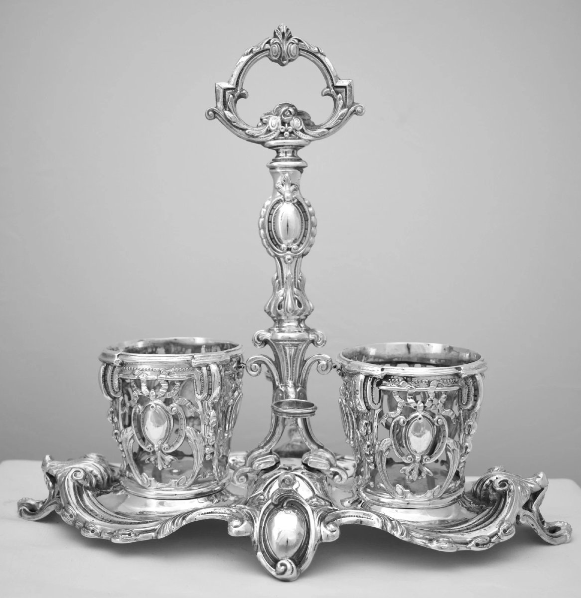 Antique French Minerva Silver Rococo Revival Two-bottle Cruet Stand 37cm 480 Gr-photo-3