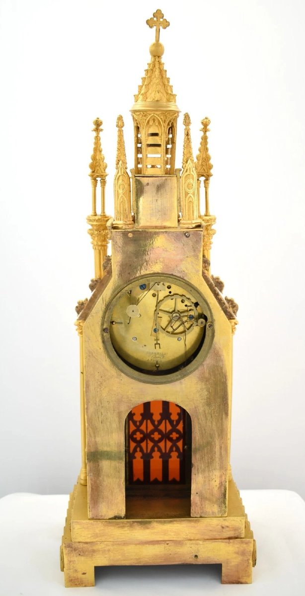 Pendule de cheminée ancienne du XIXe siècle en laiton, style cathédrale gothique, signée Villem-photo-4