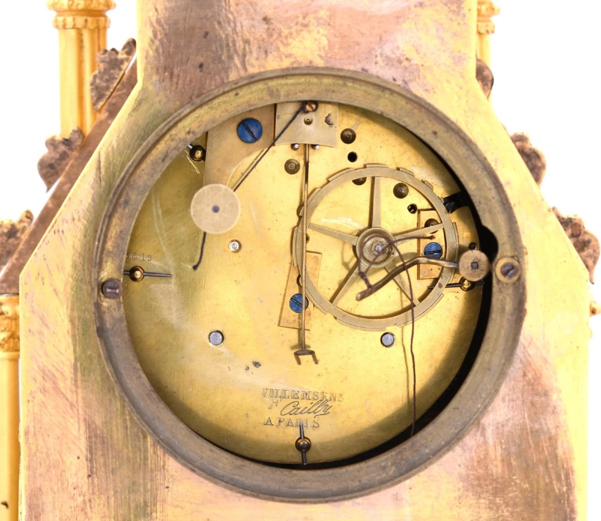 Pendule de cheminée ancienne du XIXe siècle en laiton, style cathédrale gothique, signée Villem-photo-1