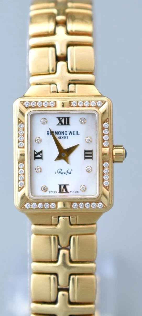 Montre pour femme Raymond Weil Parsifal en or 18 carats, diamants et nacre, 52,4 g, réf. 10.290-photo-3